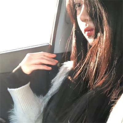 奇怪的婚姻 封面